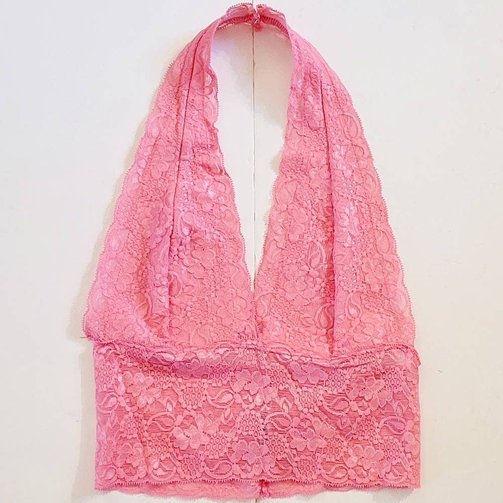 Pink lace halter💓